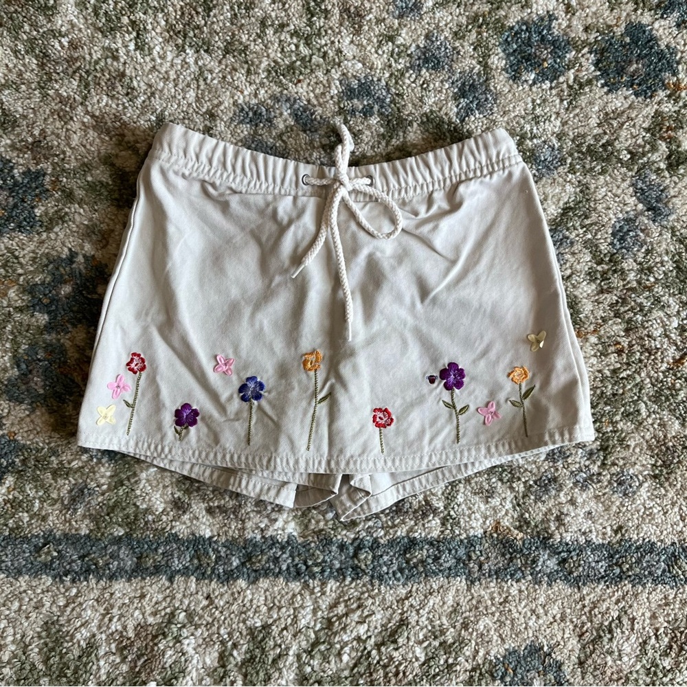 Vintage Gap Embroidered Skort